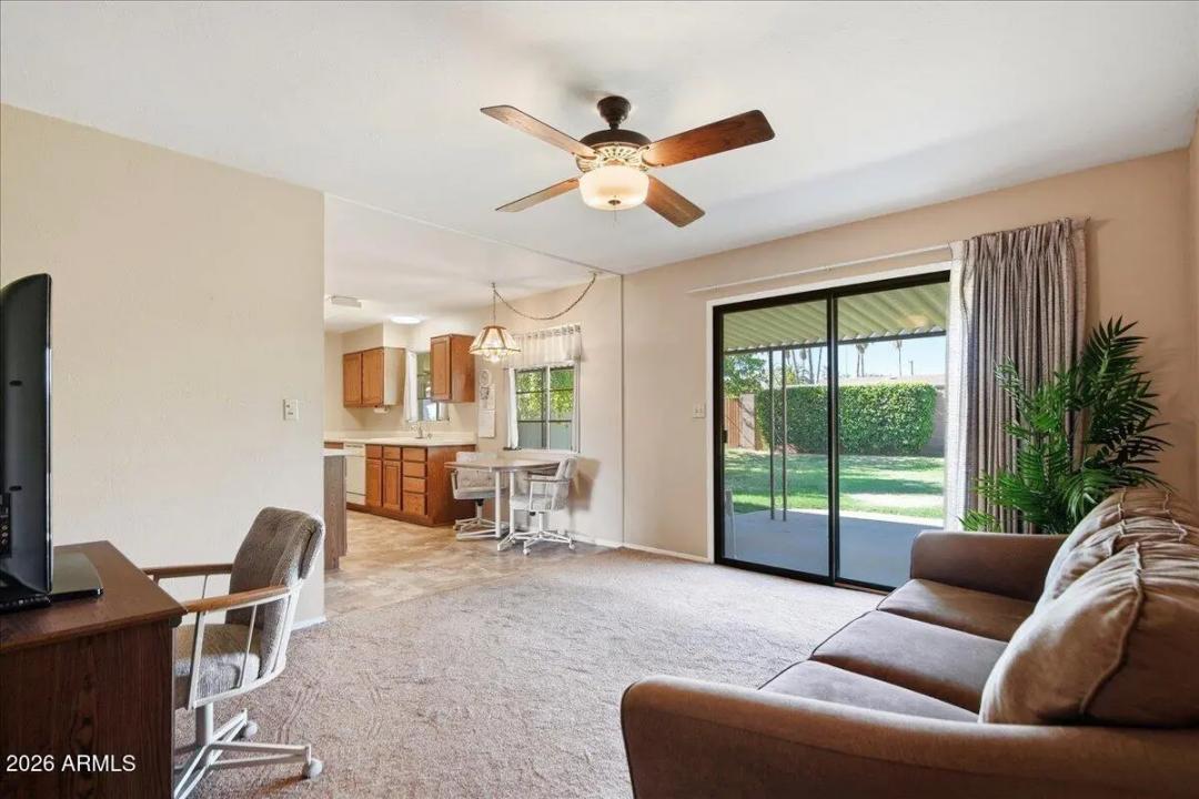 Real Estate Picture 8