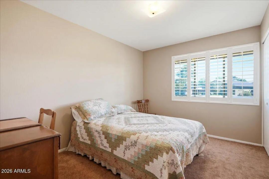 Real Estate Picture 21