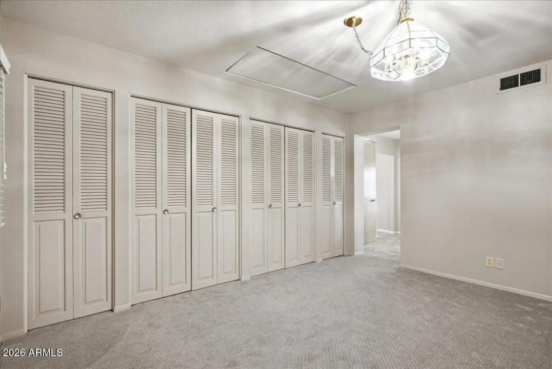 Real Estate Picture 24