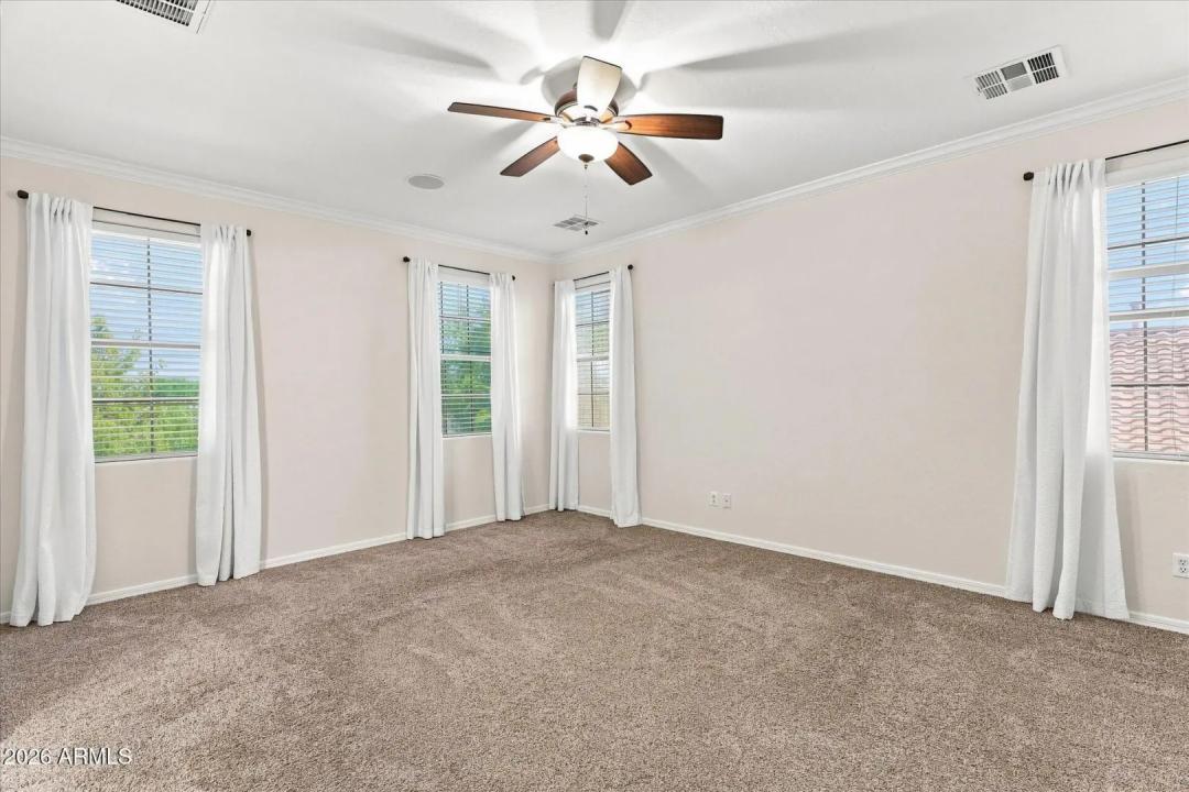 Real Estate Picture 34