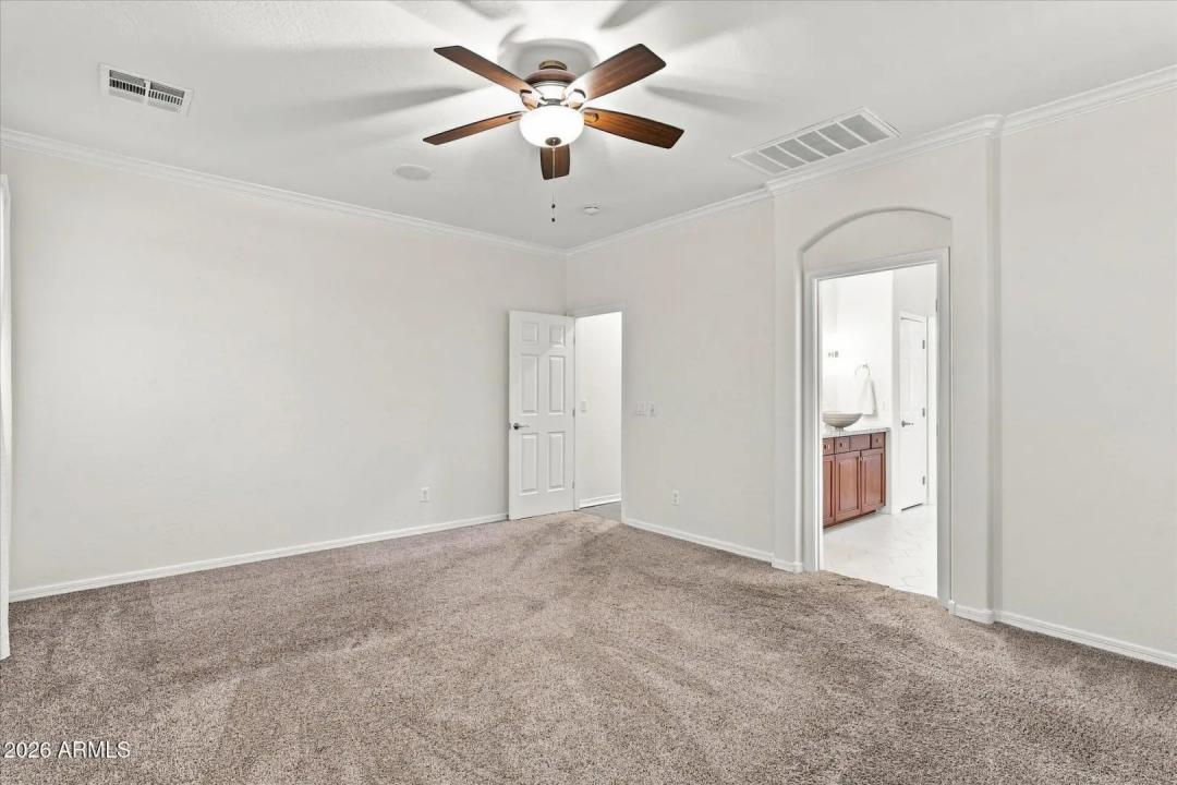 Real Estate Picture 36