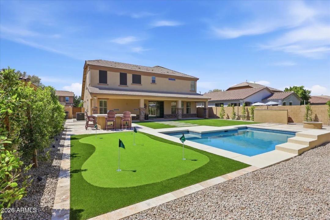 Real Estate Picture 1