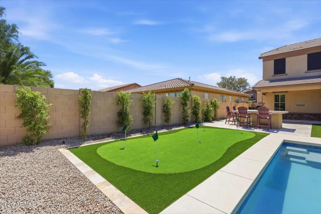 Real Estate Picture 58