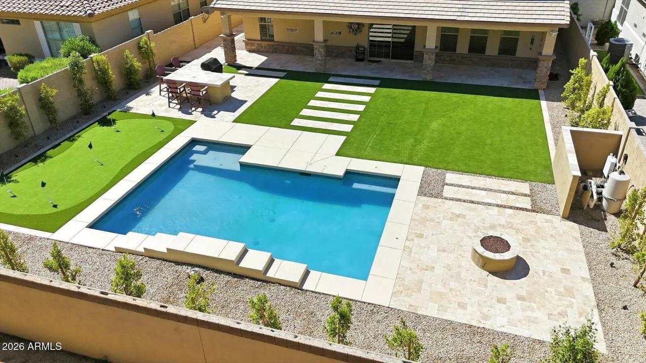 Real Estate Picture 70