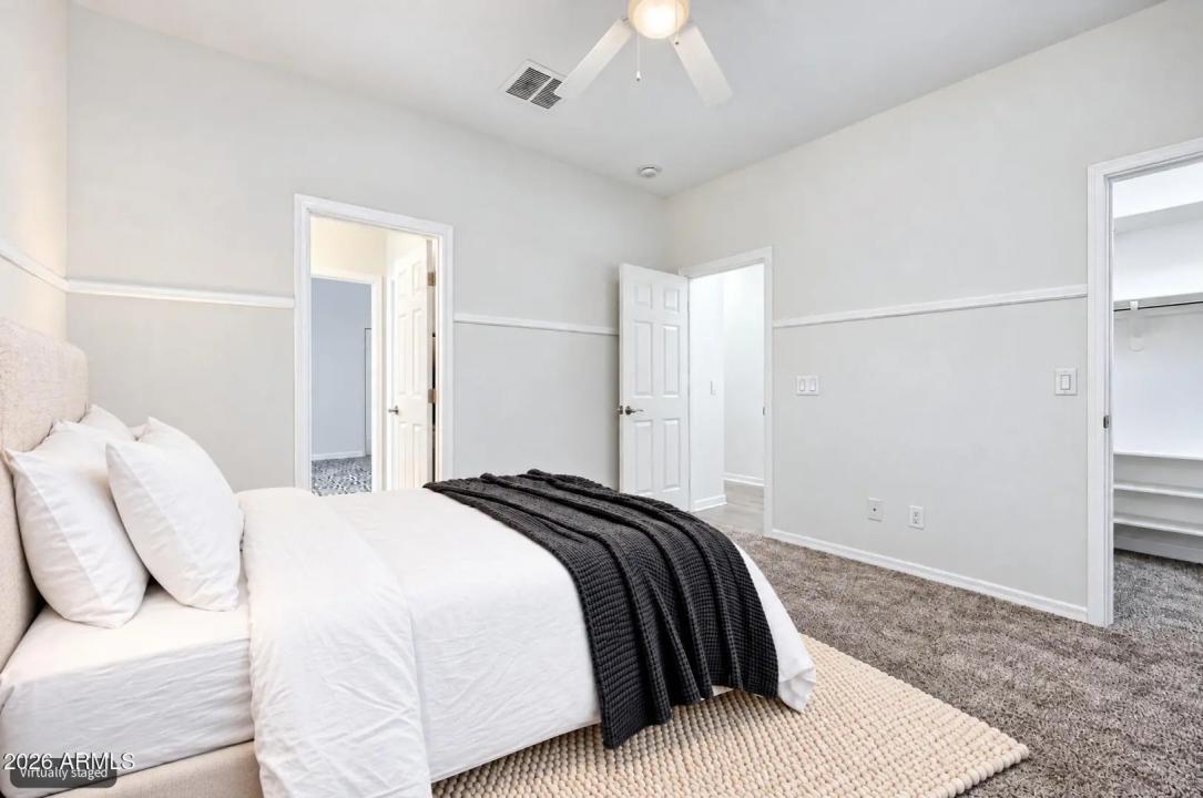Real Estate Picture 17