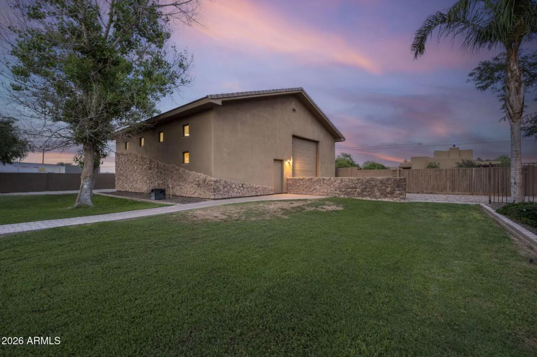 Real Estate Picture 33