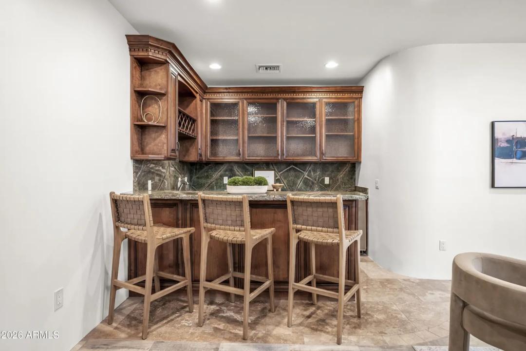 Real Estate Picture 29