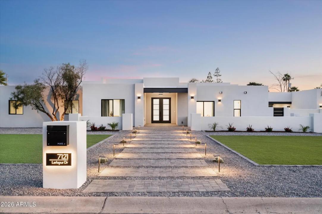 Real Estate Picture 2