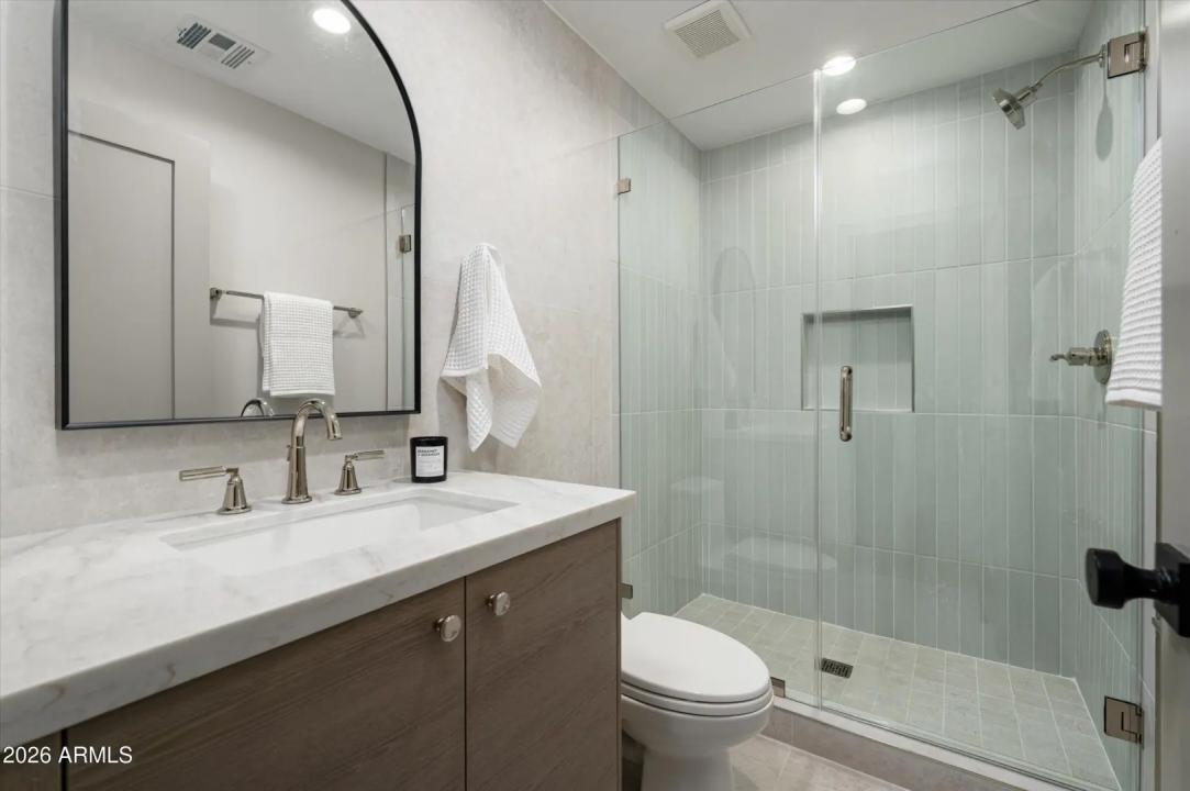 Real Estate Picture 27
