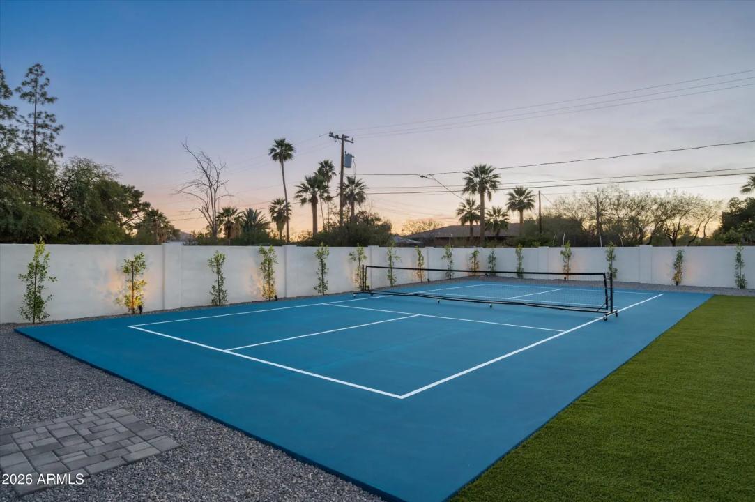 Real Estate Picture 32