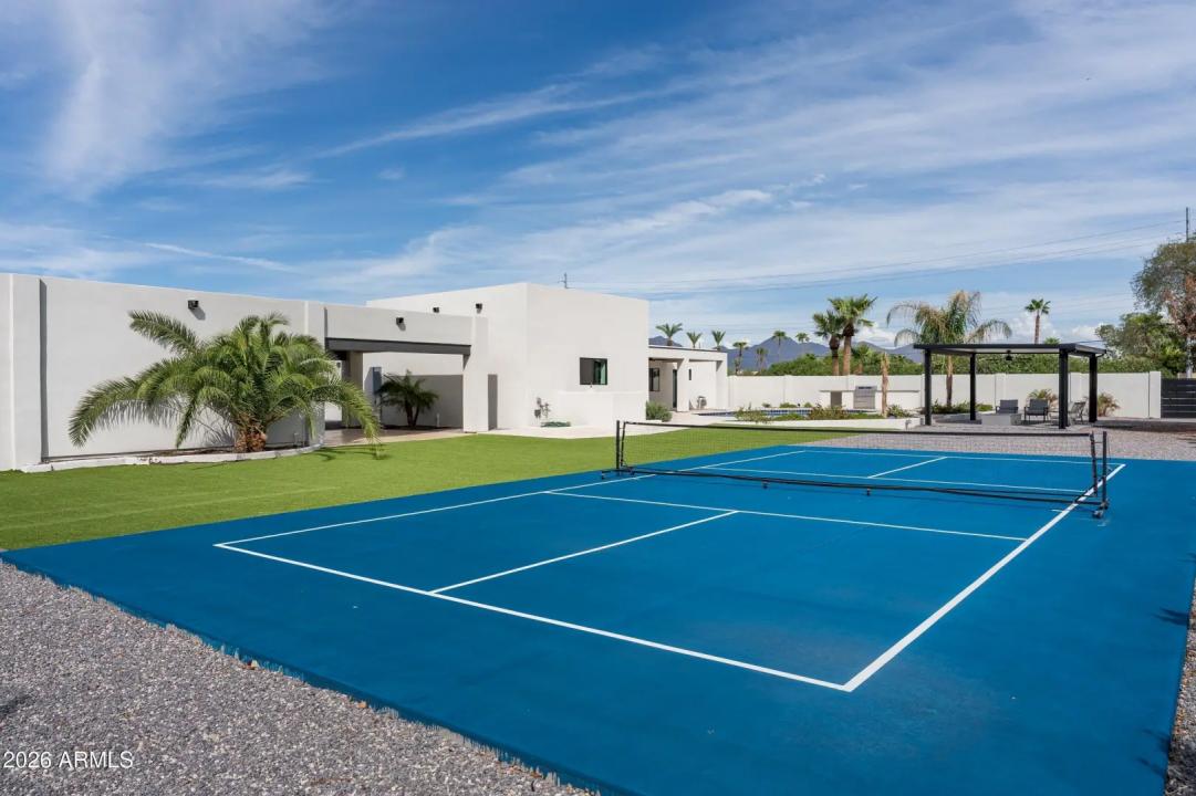 Real Estate Picture 32