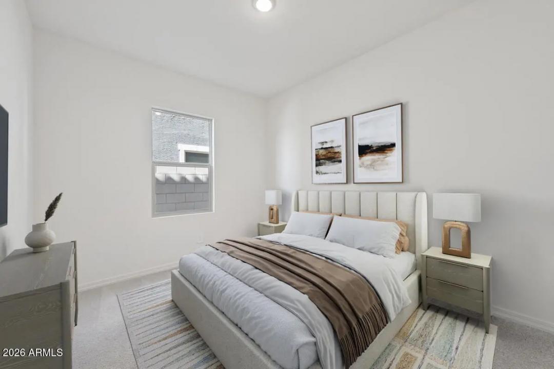 Real Estate Picture 12