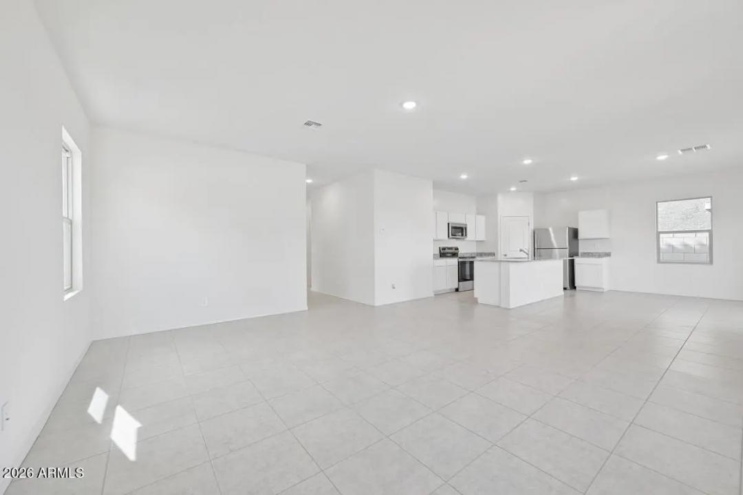 Real Estate Picture 36