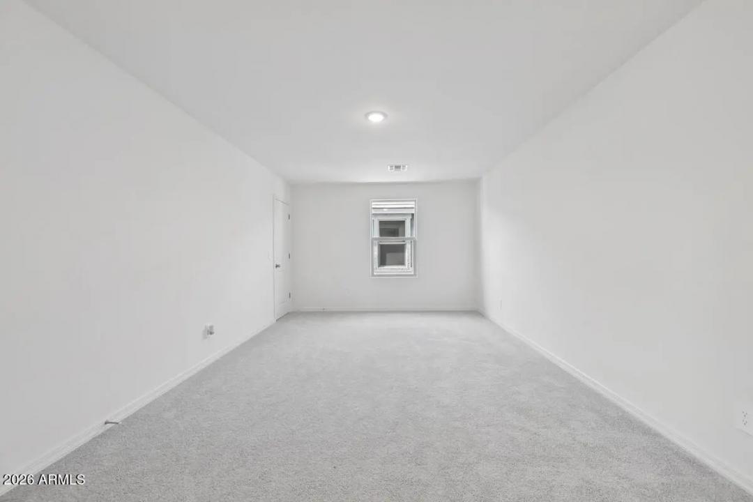 Real Estate Picture 38