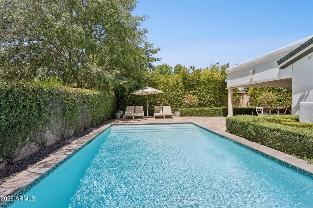 Real Estate Picture 20