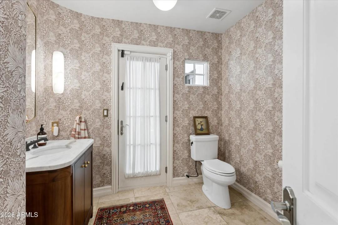 Real Estate Picture 42