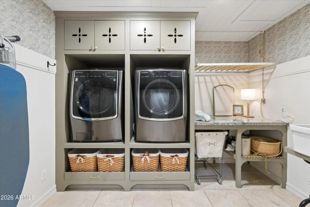 Real Estate Picture 44