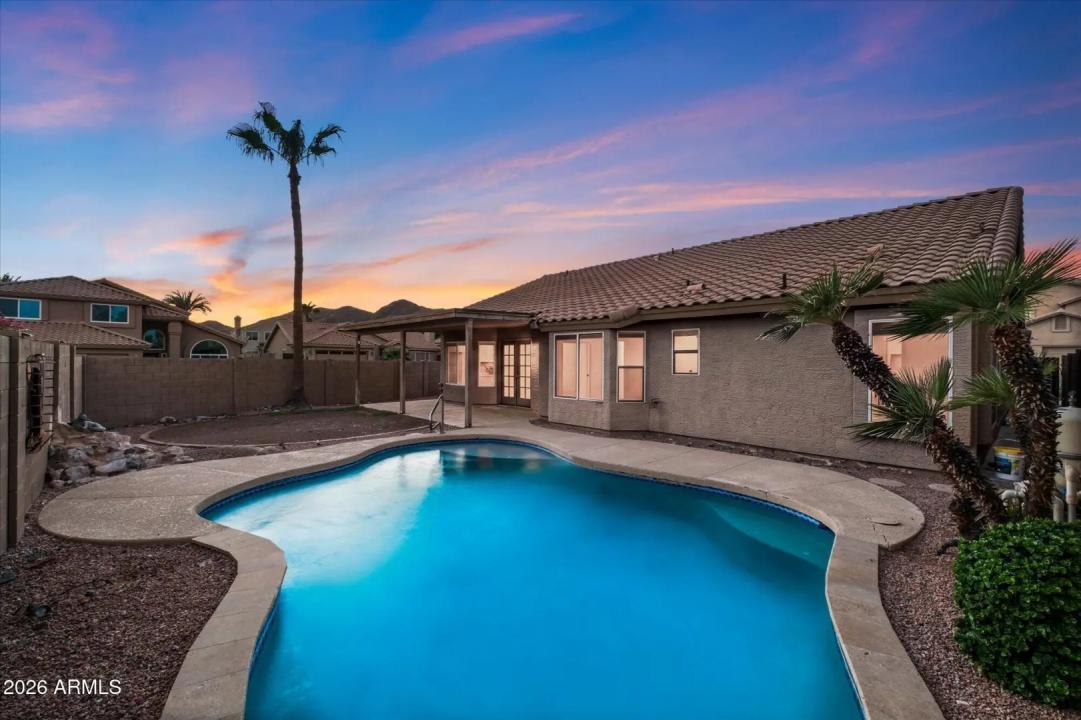 Real Estate Picture 23