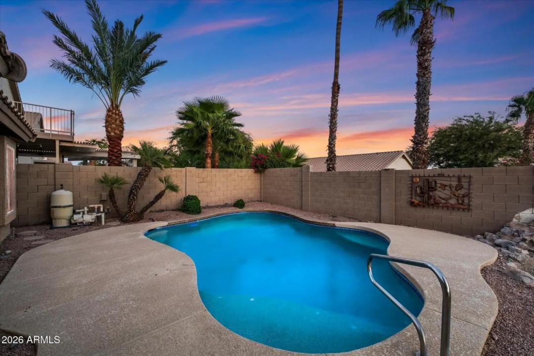 Real Estate Picture 25