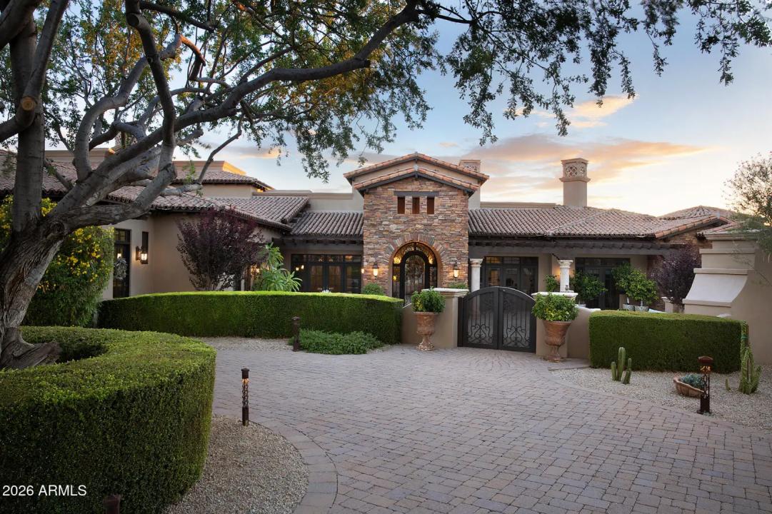 Real Estate Picture 5
