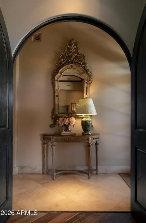 Real Estate Picture 18