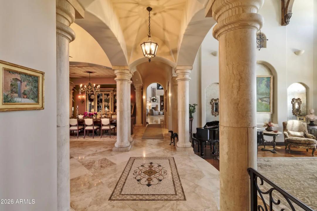 Real Estate Picture 15