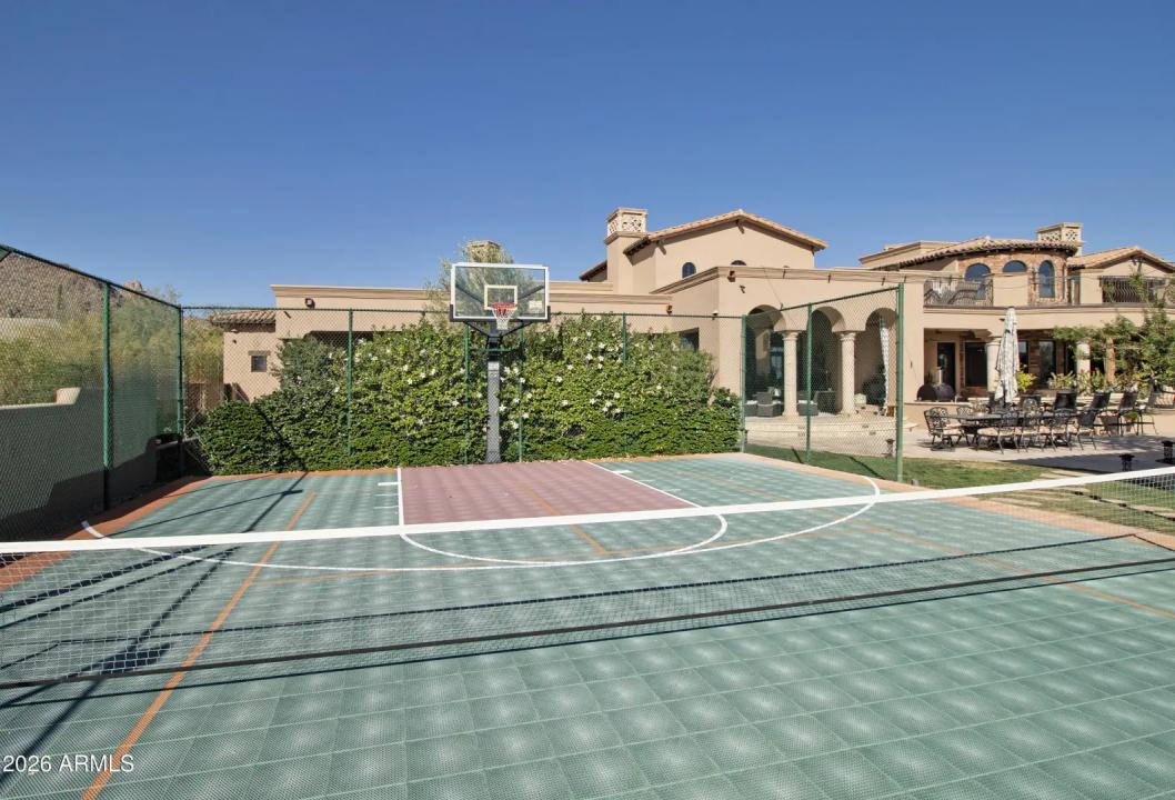 Real Estate Picture 38