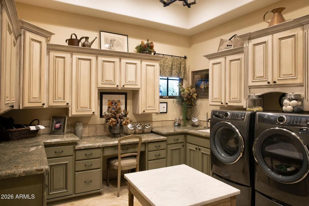 Real Estate Picture 63