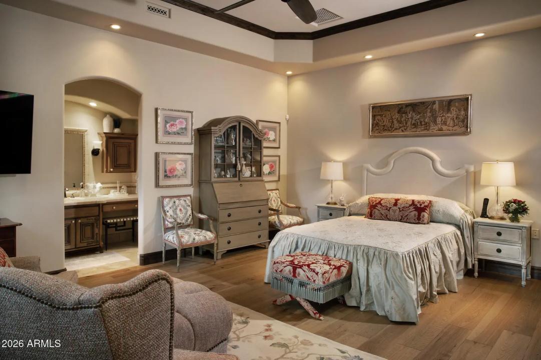 Real Estate Picture 37
