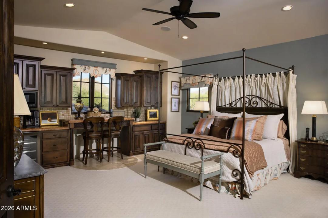 Real Estate Picture 43