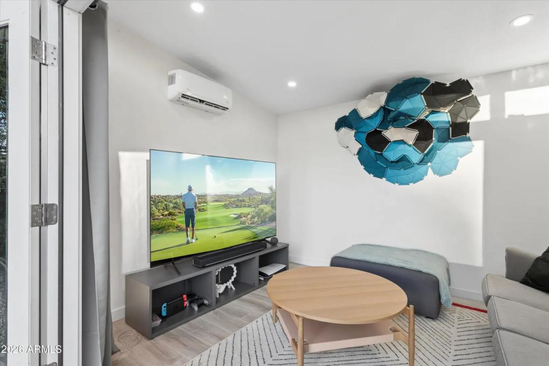 Real Estate Picture 21