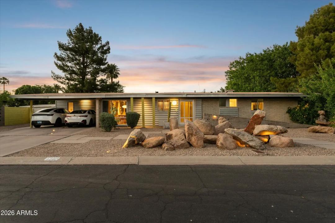 Real Estate Picture 2