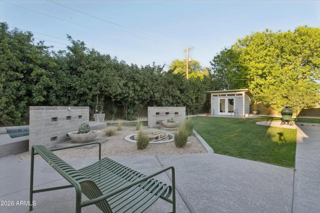 Real Estate Picture 38