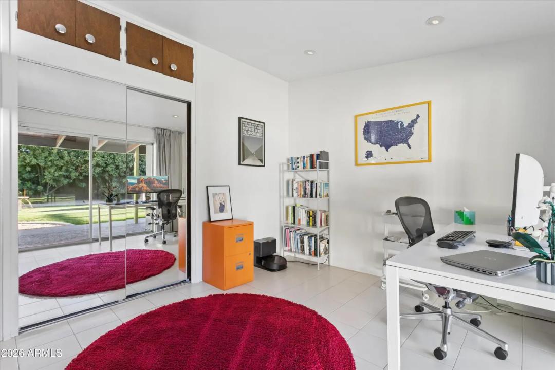 Real Estate Picture 23