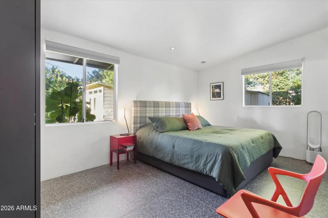 Real Estate Picture 26