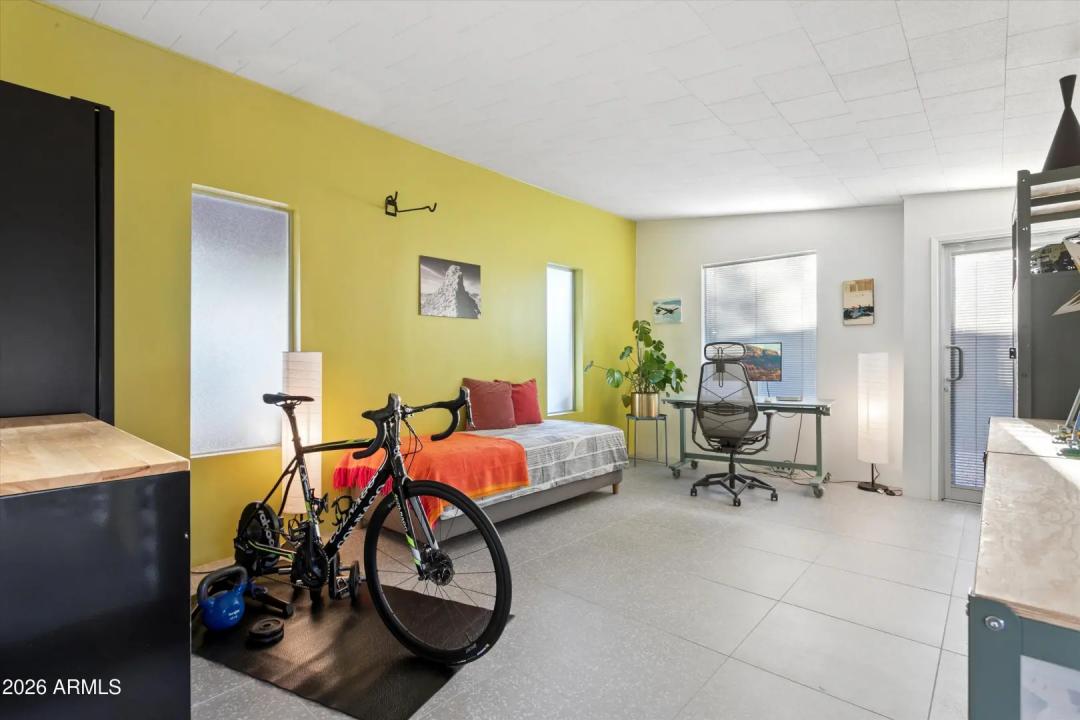 Real Estate Picture 30