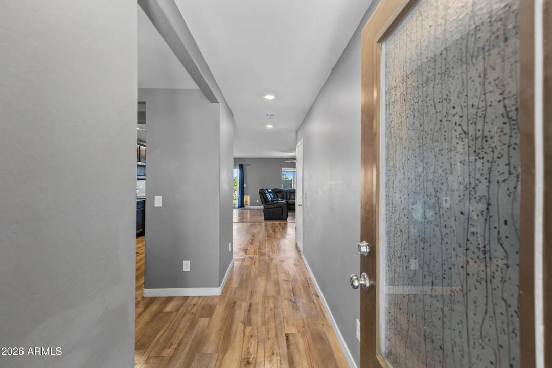 Real Estate Picture 12
