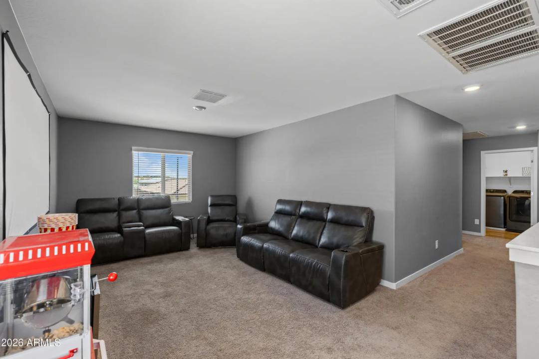 Real Estate Picture 35