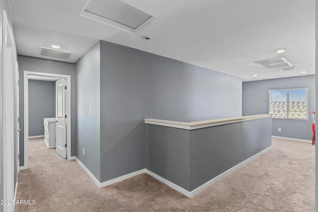 Real Estate Picture 37
