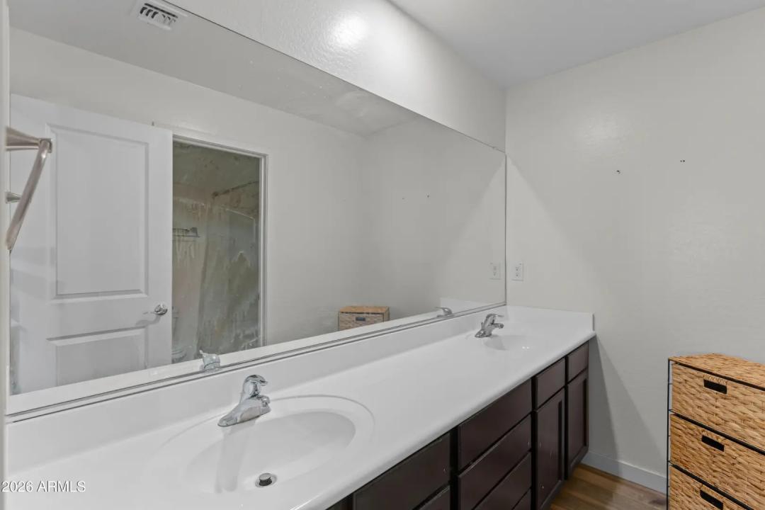 Real Estate Picture 41