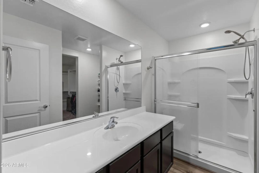 Real Estate Picture 45