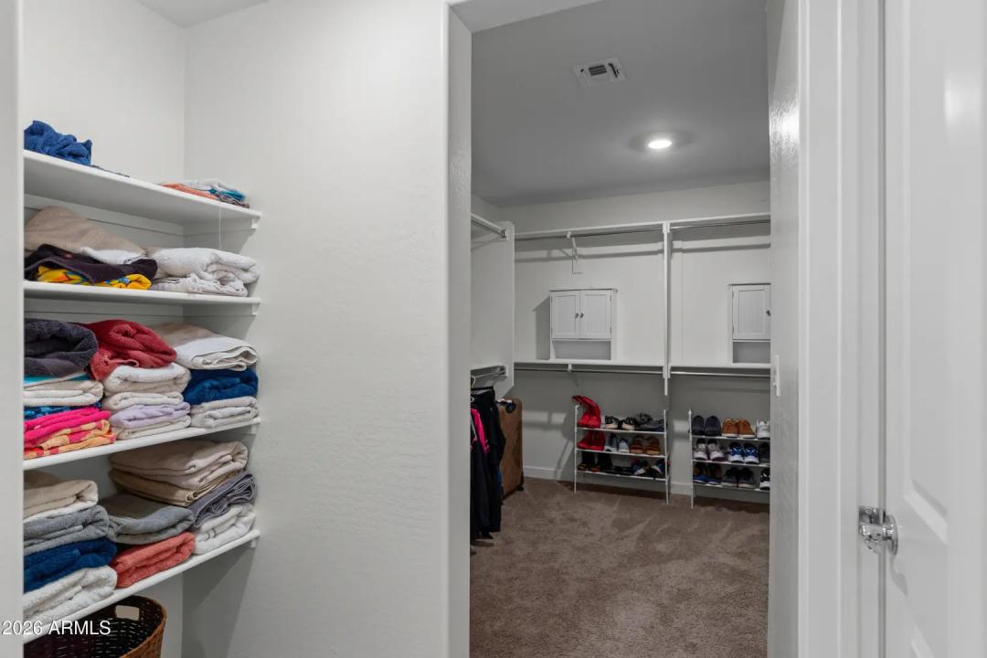 Real Estate Picture 7