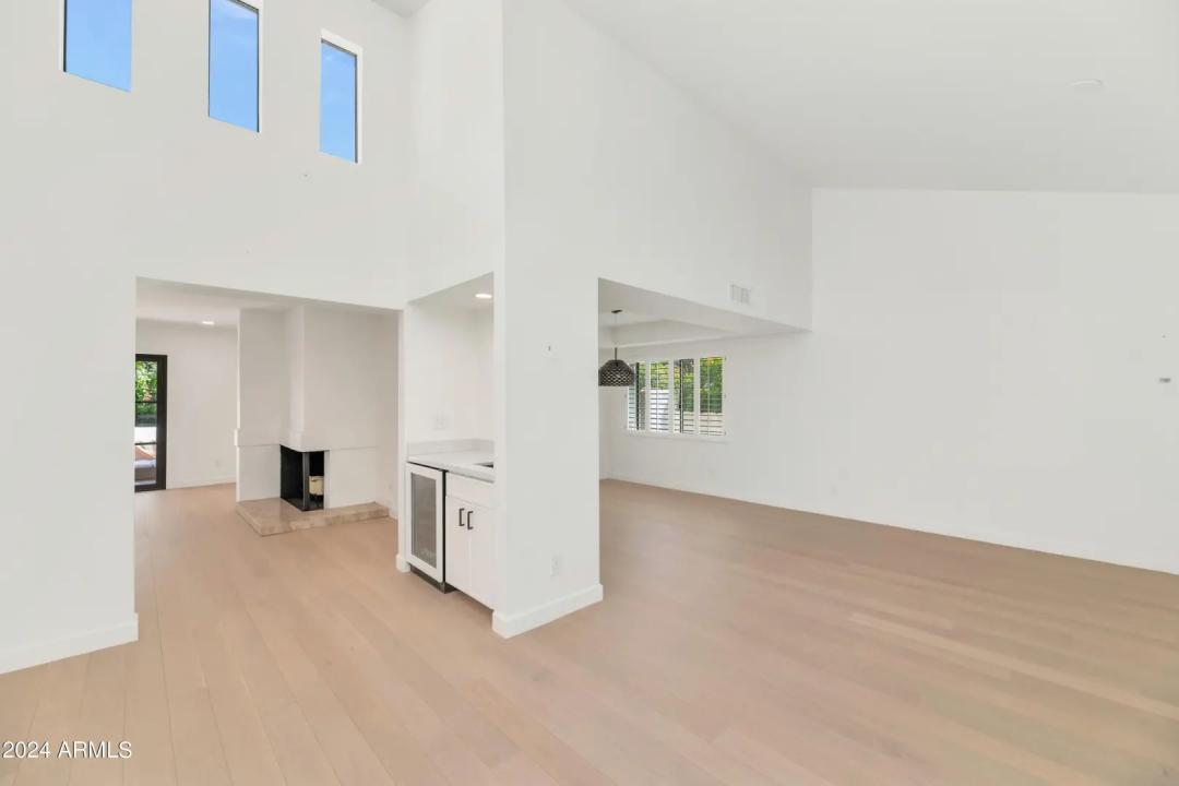 Real Estate Picture 2