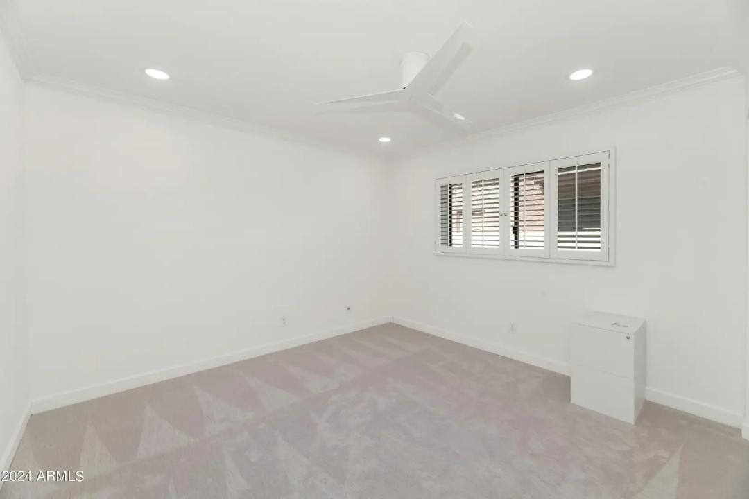 Real Estate Picture 18