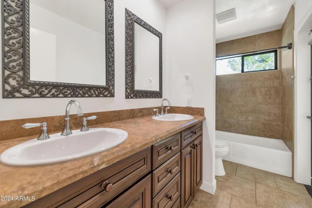 Real Estate Picture 20