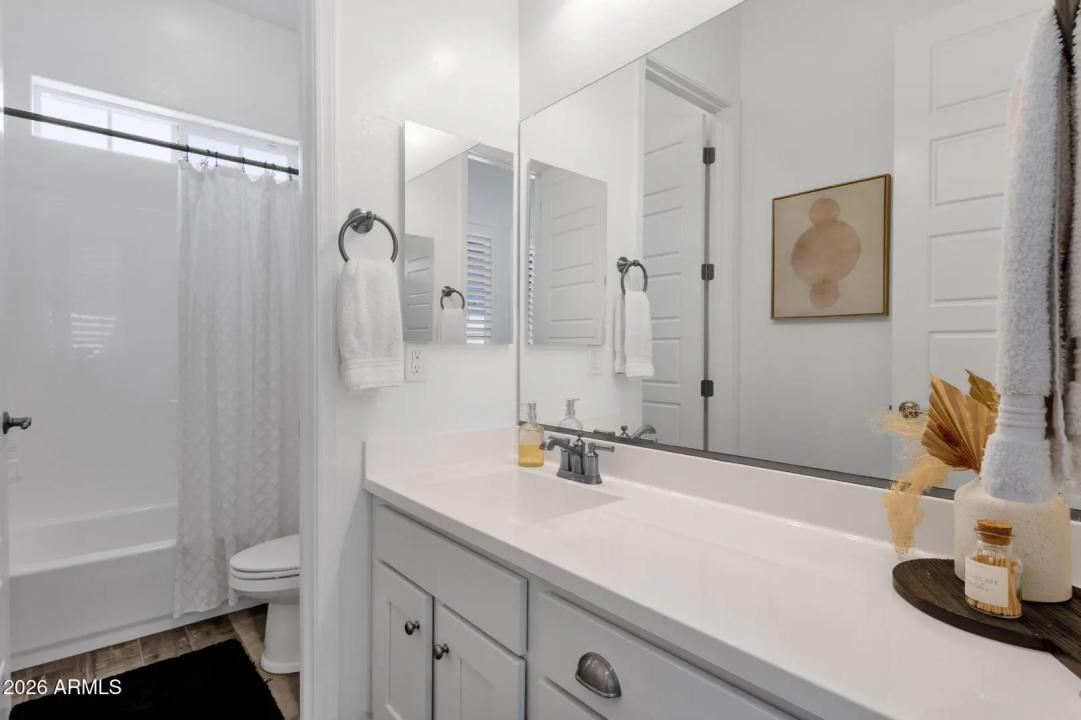 Real Estate Picture 41