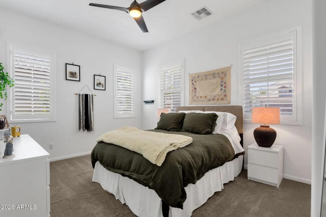 Real Estate Picture 42