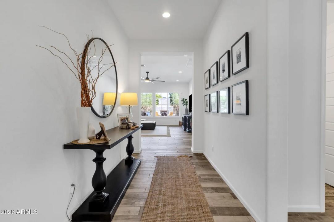 Real Estate Picture 15