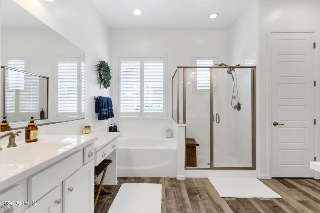 Real Estate Picture 33
