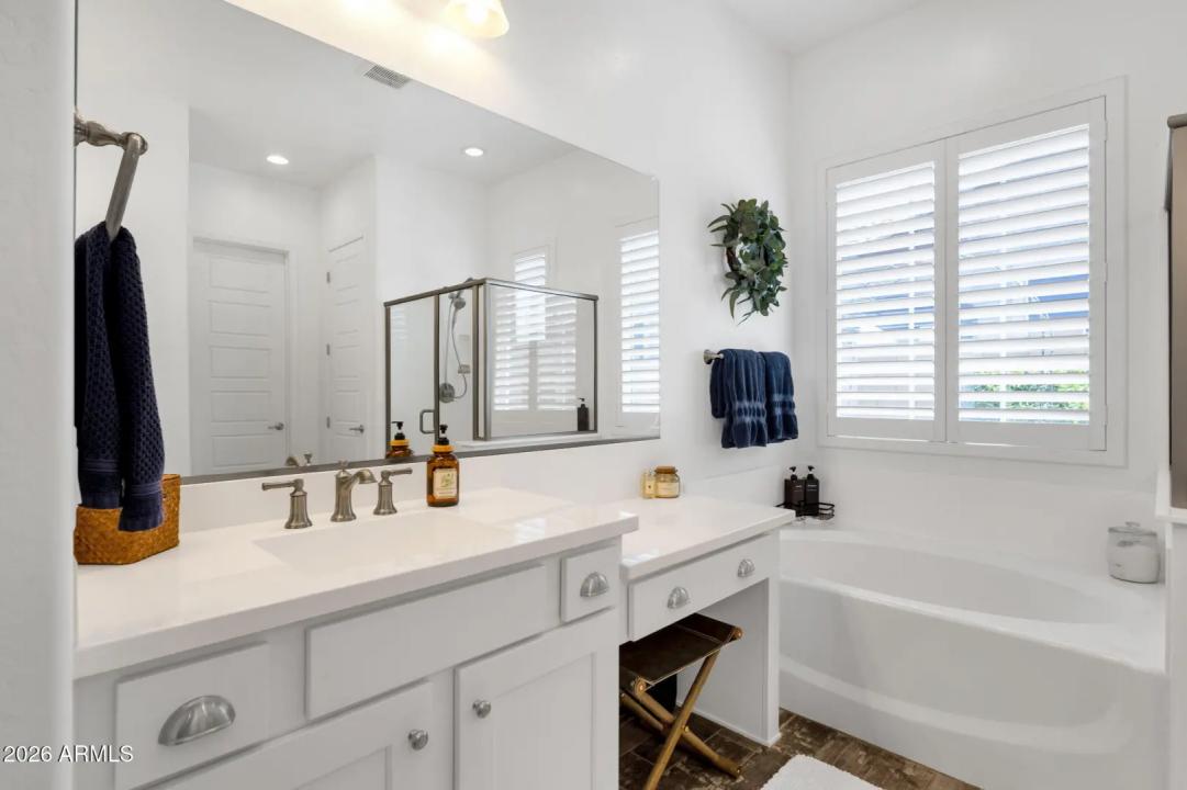 Real Estate Picture 34